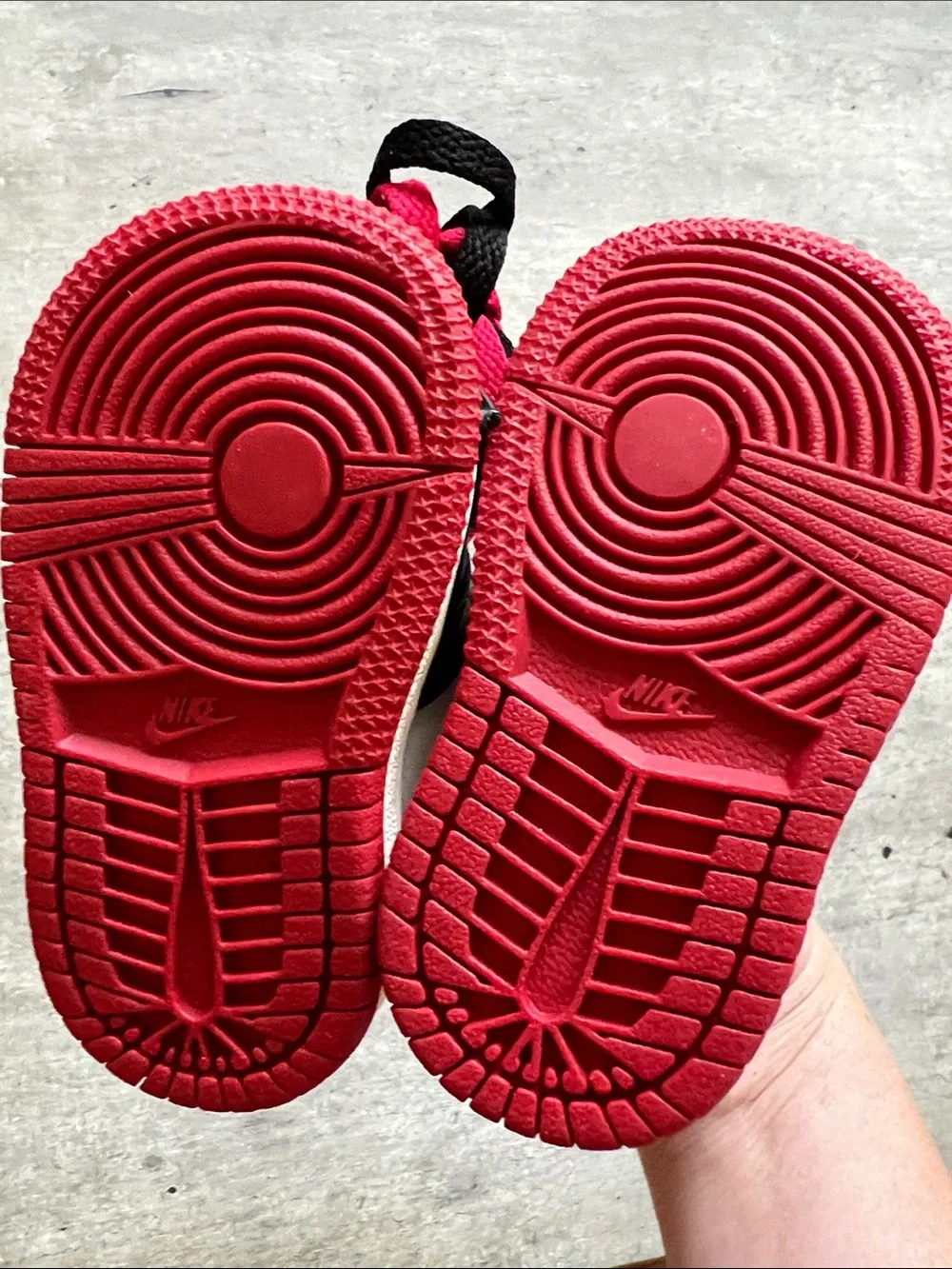 Nike Baby High-Top Sneakers in Black White and Red size 3C